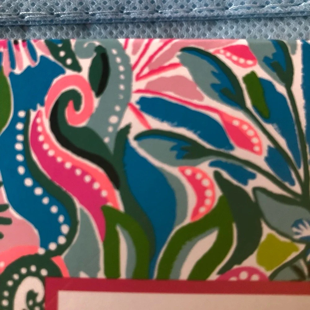 LILLY PULITZER ON THE GO AGENDA SET WITH MATCHING PEN